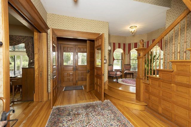 622 W Main STREET, Whitewater, WI 53190