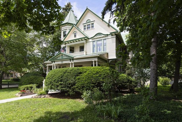 622 W Main STREET, Whitewater, WI 53190