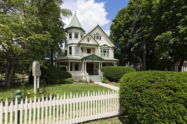 622 W Main STREET, Whitewater, WI 53190