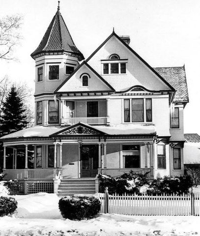 622 W Main STREET, Whitewater, WI 53190