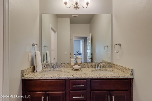 8456 Rock Glen Road, Biloxi, MS 39532