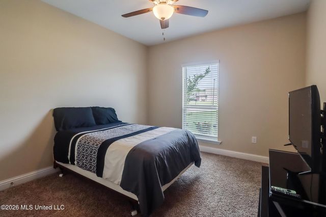 8456 Rock Glen Road, Biloxi, MS 39532