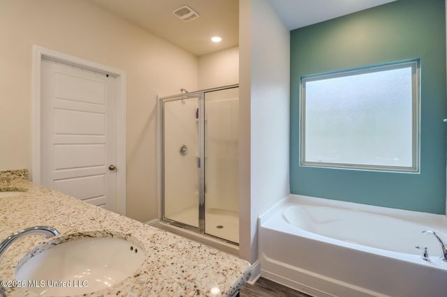 8456 Rock Glen Road, Biloxi, MS 39532