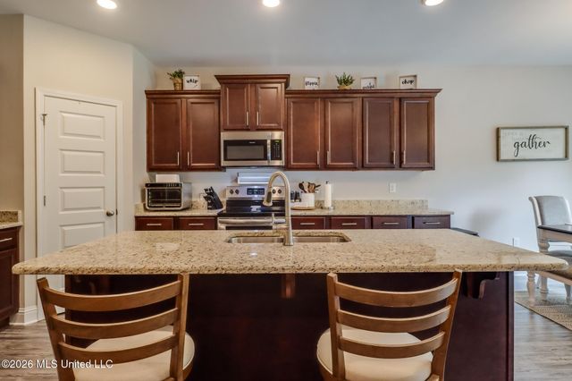 8456 Rock Glen Road, Biloxi, MS 39532