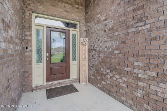 8456 Rock Glen Road, Biloxi, MS 39532