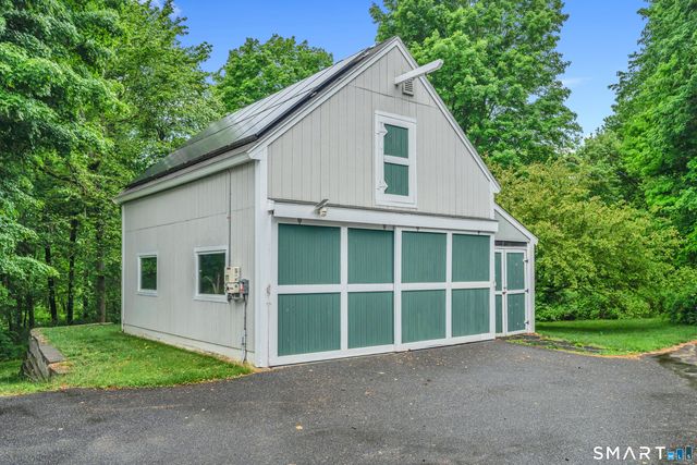 270 Peach Orchard Road, Southbury, CT 06488