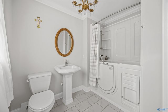 3204 Beverly Drive SW, Huntsville, AL 35801