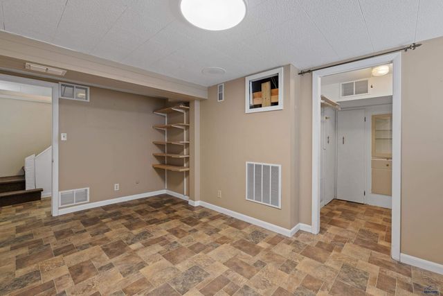 619 ST ANDREW, Rapid City, SD 57701