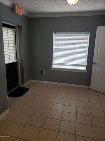 1011 S Hopkins Avenue B, Titusville, FL 32780