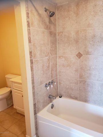 1011 S Hopkins Avenue B, Titusville, FL 32780