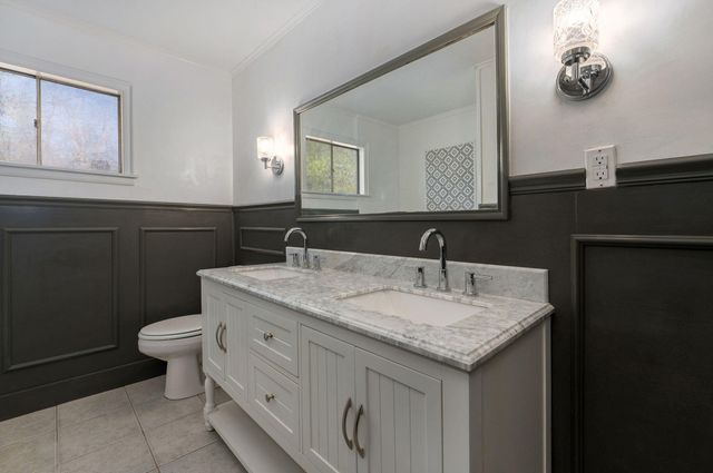 2036 N Johnston Avenue, Springfield, MO 65803