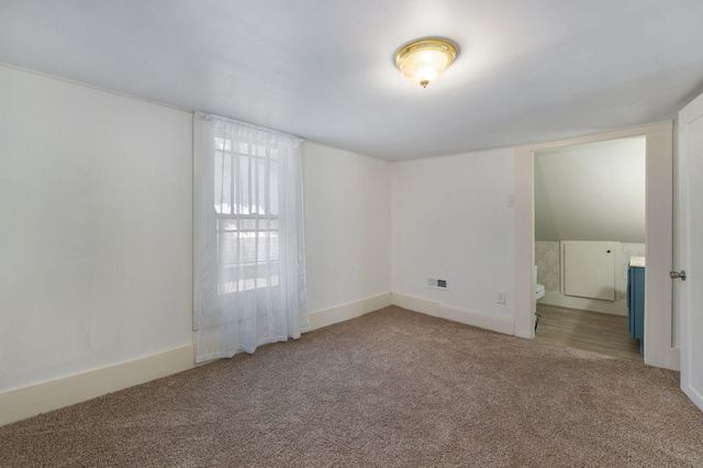 2036 N Johnston Avenue, Springfield, MO 65803