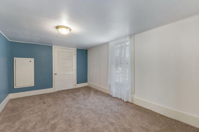 2036 N Johnston Avenue, Springfield, MO 65803