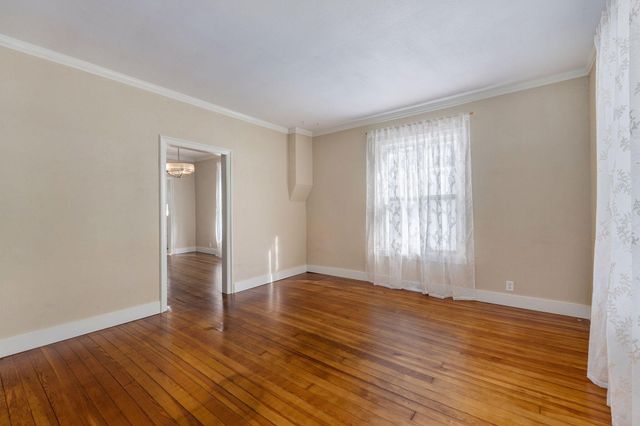 2036 N Johnston Avenue, Springfield, MO 65803