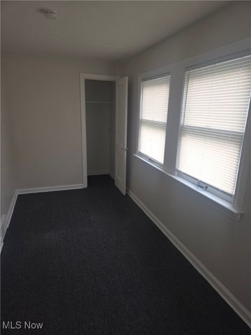 10002 Parkview Avenue, Garfield Heights, OH 44125