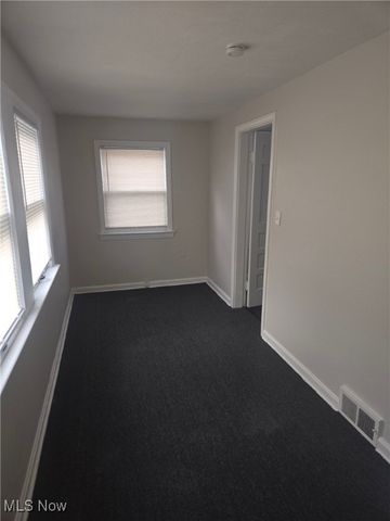 10002 Parkview Avenue, Garfield Heights, OH 44125