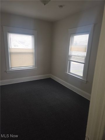 10002 Parkview Avenue, Garfield Heights, OH 44125