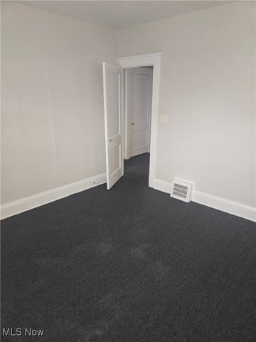 10002 Parkview Avenue, Garfield Heights, OH 44125