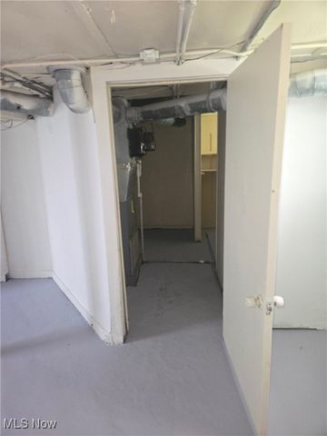 10002 Parkview Avenue, Garfield Heights, OH 44125