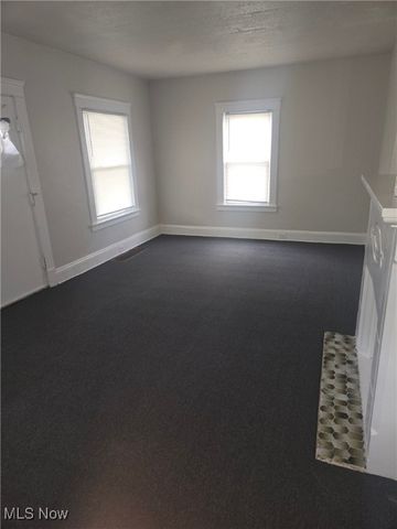 10002 Parkview Avenue, Garfield Heights, OH 44125