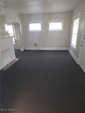 10002 Parkview Avenue, Garfield Heights, OH 44125