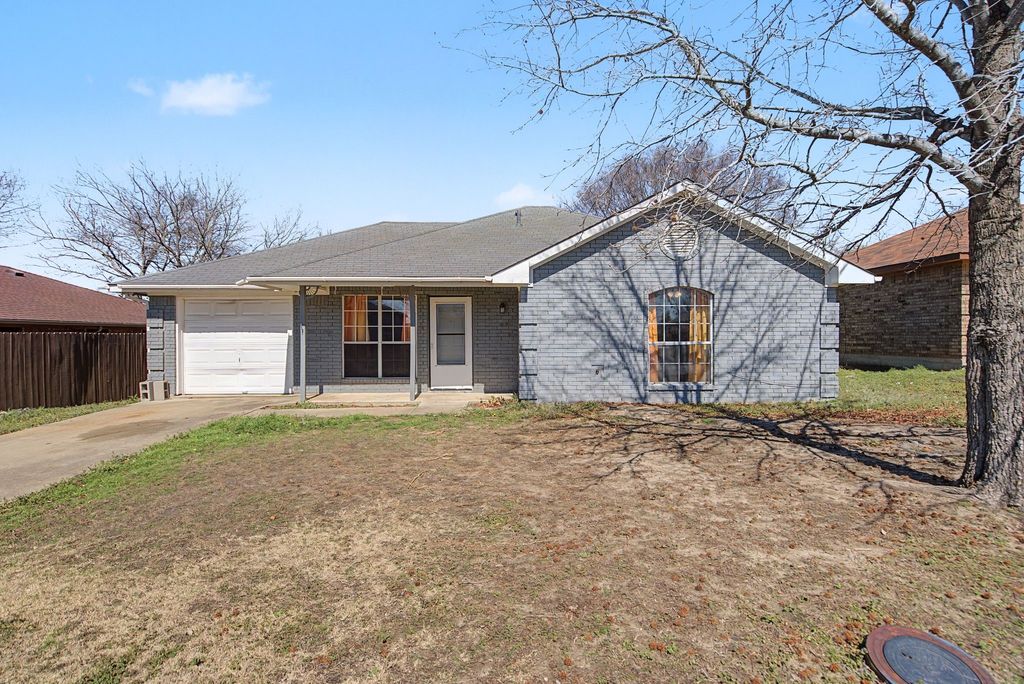 114 Prairie Creek Circle, Princeton, TX 75407