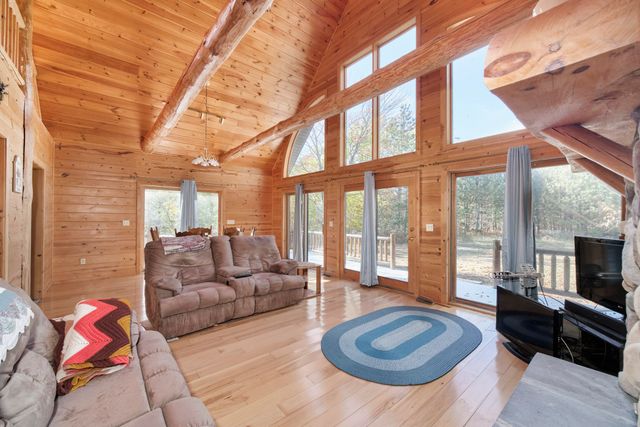 12207 9 Mile Road, Kaleva, MI 49645