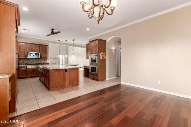 949 E BENRICH Drive, Gilbert, AZ 85295