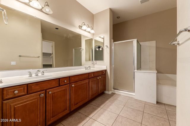 949 E BENRICH Drive, Gilbert, AZ 85295