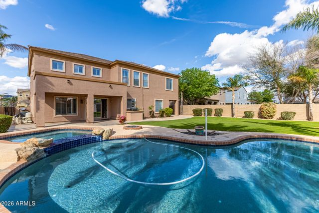 949 E BENRICH Drive, Gilbert, AZ 85295