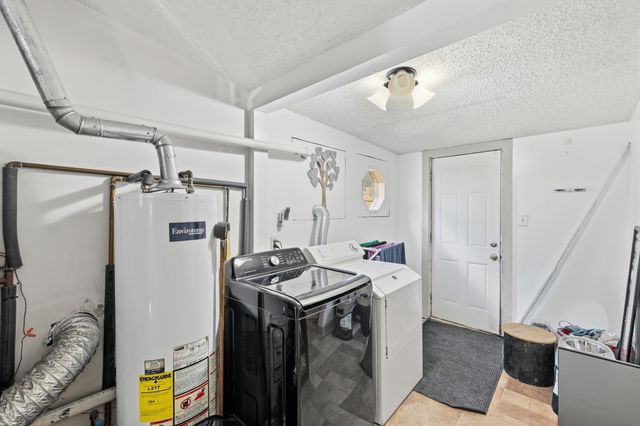 1424 West Street, Muskegon, MI 49442