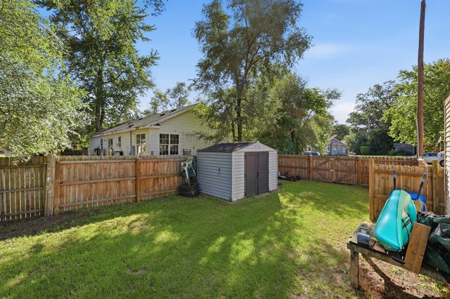 1424 West Street, Muskegon, MI 49442