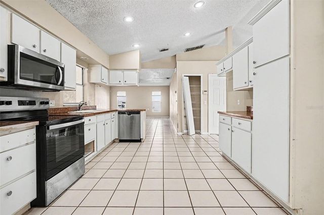 2537 JASMINE TRACE DRIVE, Kissimmee, FL 34758