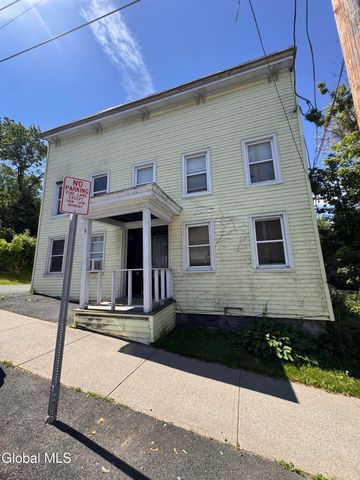 8 John Street, Rensselaer, NY 12144