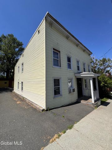 8 John Street, Rensselaer, NY 12144