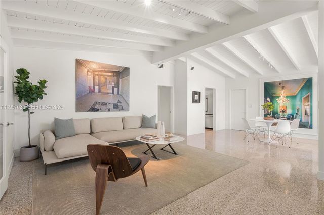 1040 NE 85th St, Miami, FL 33138