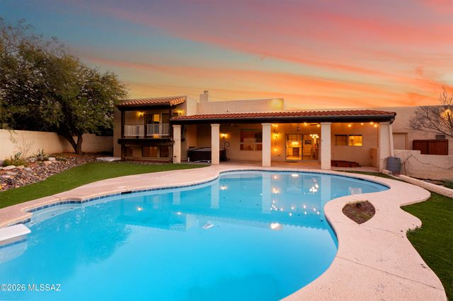 6610 E Circulo Invierno, Tucson, AZ 85750