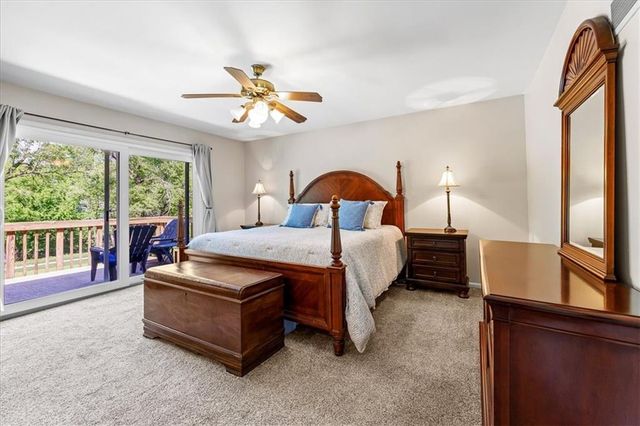 9010 W 104th Terrace, Overland Park, KS 66212