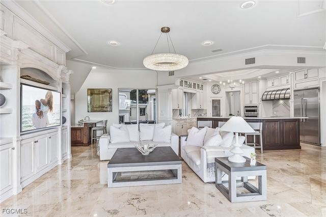 5764 Staysail CT, Cape Coral, FL 33914