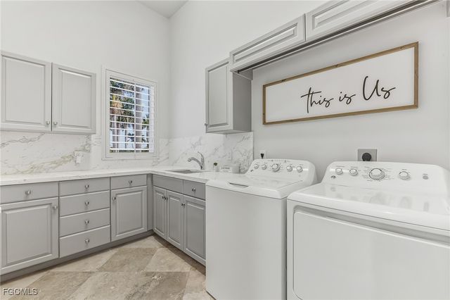 5764 Staysail CT, Cape Coral, FL 33914