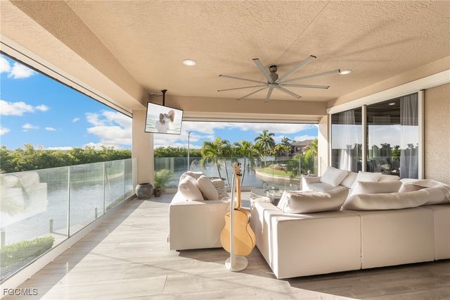 5764 Staysail CT, Cape Coral, FL 33914