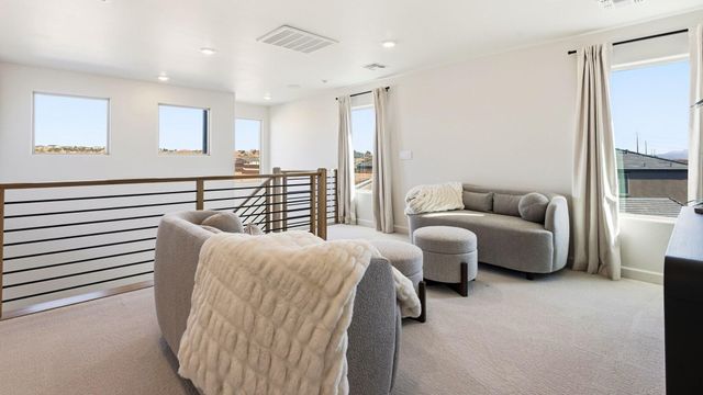 4183 Silver Springs Road NE, Rio Rancho, NM 87144