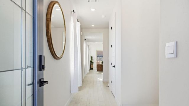 4183 Silver Springs Road NE, Rio Rancho, NM 87144