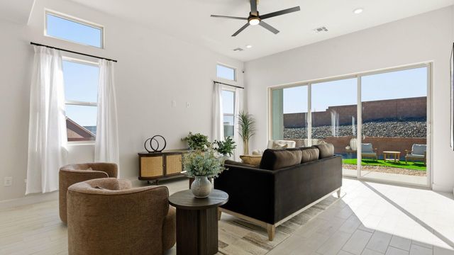 4183 Silver Springs Road NE, Rio Rancho, NM 87144