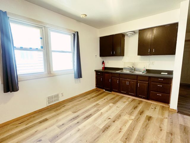 1332 Logan Avenue N, Minneapolis, MN 55411