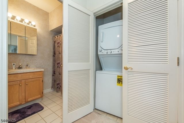 1316 Richmond Rd 316, West Milford Twp., NJ 07480