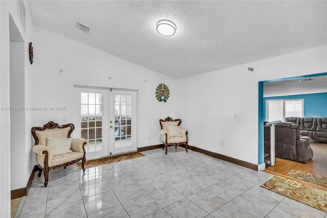 3462 Harness Cir, Wellington, FL 33449