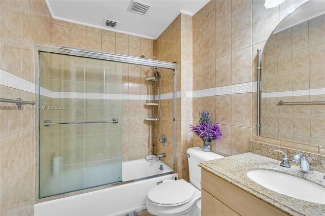 3462 Harness Cir, Wellington, FL 33449