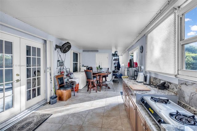 3462 Harness Cir, Wellington, FL 33449