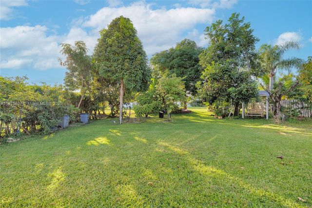 3462 Harness Cir, Wellington, FL 33449